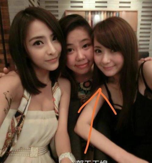 娱乐大爆料大姐小弟恋情,大姐小弟恋情曝光，甜蜜互动引网友热议